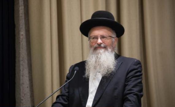 אחת ולתמיד: האם מותר לאכול עוגיות יין בפסח? צפו