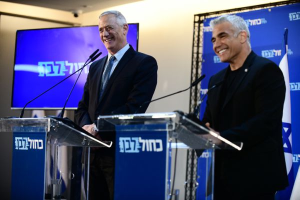 סקר: גנץ- לפיד מנצחים את נתניהו; ליברמן בחוץ