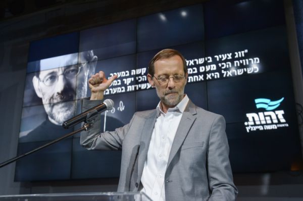 סקרים אחרונים: גנץ זקוק לנס, נתניהו "רק" לפייגלין