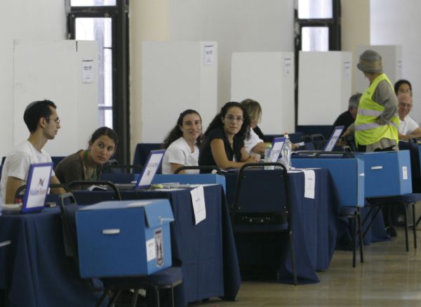 נכון לשעה 13:00: אחוז ההצבעה מתחיל לטפס