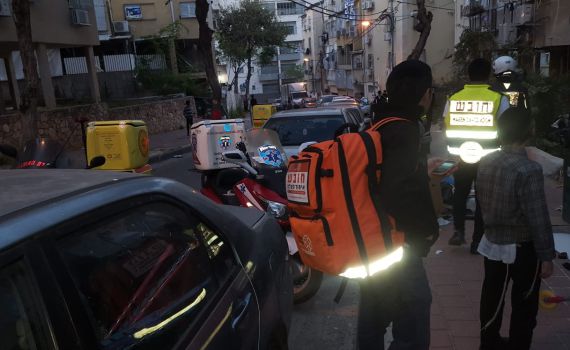 אסון בירושלים: בן 14 אותר ללא רוח חיים בגמ"ח בגדים