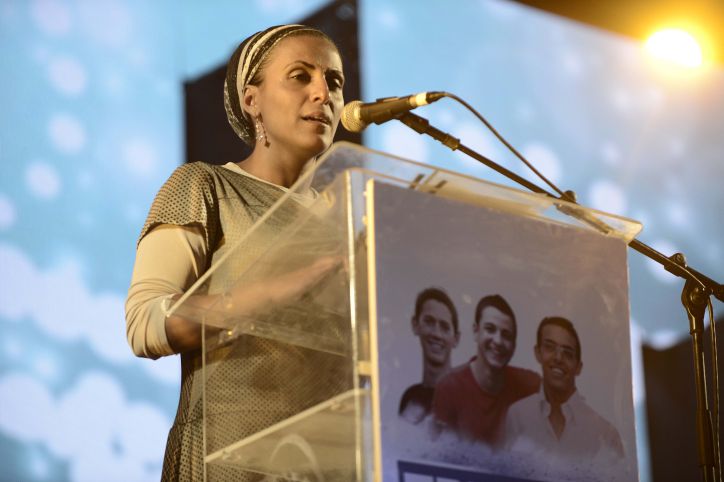 "אני בוכה": האזינו: השיחה בין מירי רגב לאיריס יפרח