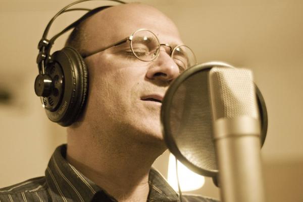 צפו: עובדיה חממה בסינגל מיוחד לתקופת הבחירות