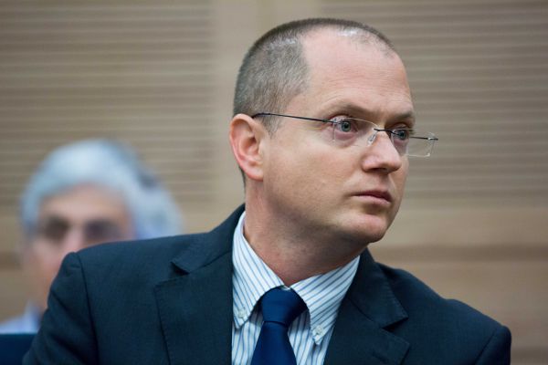 פורר: "כן לממשלה ימנית, לא לממשלת כפייה דתית"