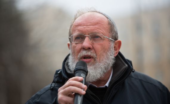 הרב אלי סדן: בנט אומר שהוא לא צריך רבנים ותורה