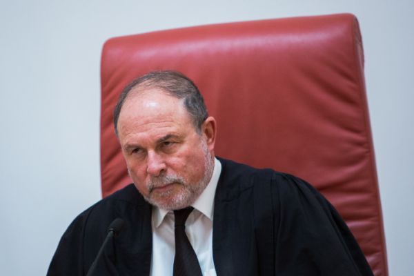 מינוי דנציגר לוועדה לבחירת שופטים "תקדים מסוכן"