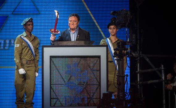 המבקר: אי סדרים בחלוקת ההזמנות לטקס המשואות