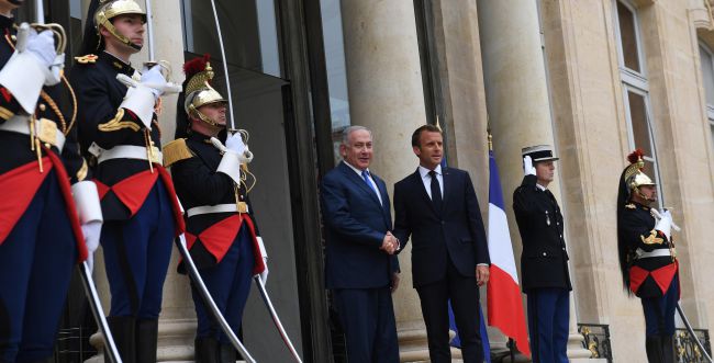 צרפת דורשת מישראל: להפסיק קיזוז כספי מחבלים