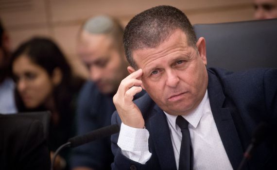 איתן כבל: "אבי גבאי צריך להתפטר עוד הערב"
