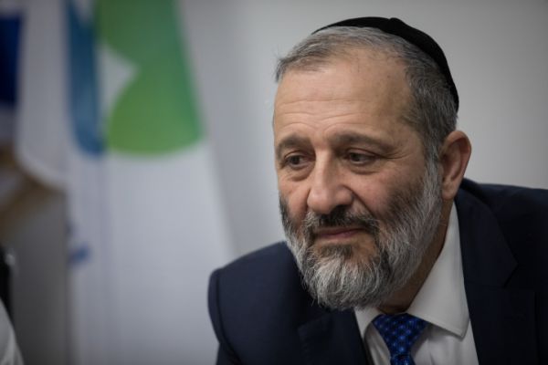 דרעי: נתניהו מנסה להעביר מצביעים מש"ס לליכוד