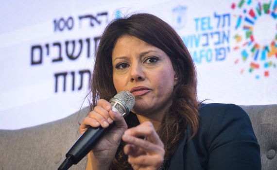 מכה לגנץ: ליברלים סרוגים מתכוונים להצביע 'גשר'
