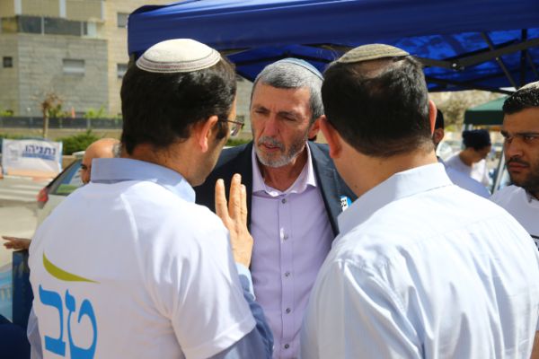 אחוז הצבעה נמוך: כל המפלגות משדרות פאניקה