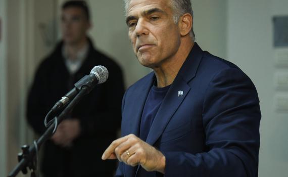 יאיר לפיד: "לעצור את מימון מכינת עלי"