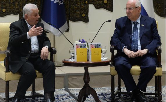 זיכרון בסלון "אתה הדוגמא המוחשית ביותר לניצחון״