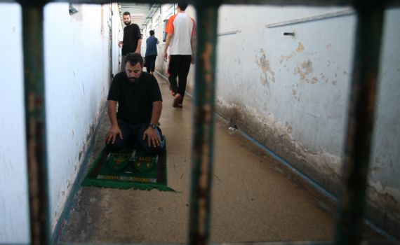 האסירים המחבלים לא ישבתו – התקדמות במו"מ