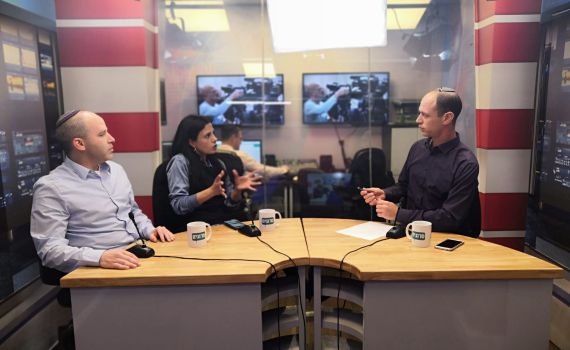 נציגי 'גשר' באולפן סרוגים: "חסרה היום יהדות חברתית"