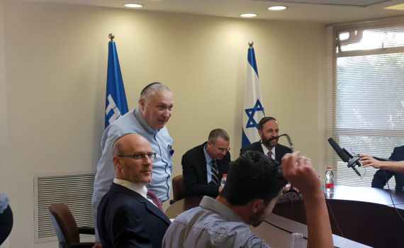 ישיבת המו"מ בין הליכוד לש"ס: "ללא מניפולציות"