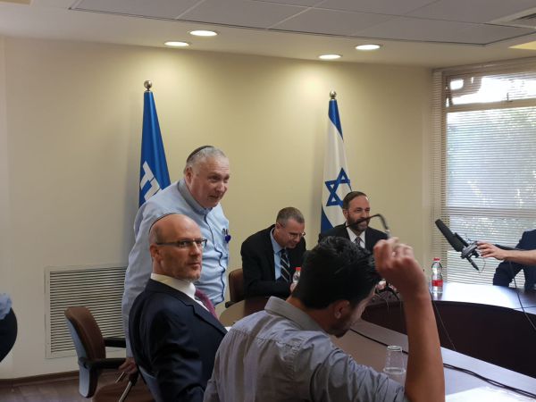 ישיבת המו"מ בין הליכוד לש"ס: "ללא מניפולציות"