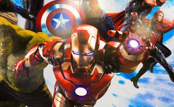 "הנוקמים": הכרטיסים אזלו, צפוי לשבור שיא קופות