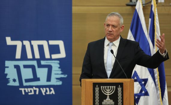 גנץ: "חוק החסינות הוא שוחד פוליטי, תעצור את זה"