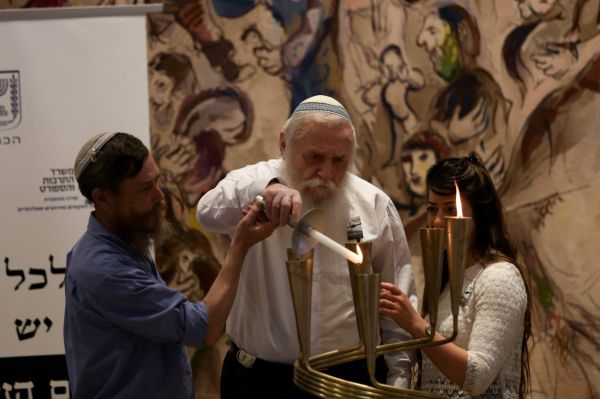 הרב דרוקמן ומשפחתו לסרוגים: "עצם הזיכרון מרגש"