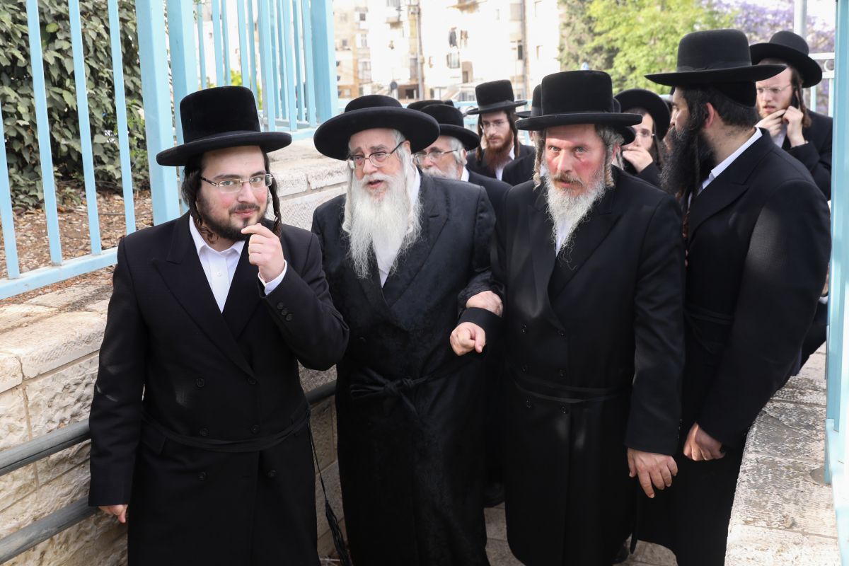 הרבנים החרדים אישרו את פשרת נתניהו לחוק הגיוס