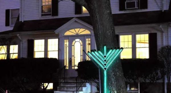 "פשע שנאה": גל שריפות בבתי חב"ד בארה"ב