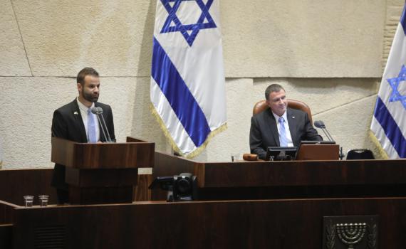 יוראי להב בנאום בכורה מפתיע: הרב קוק וגוש עציון