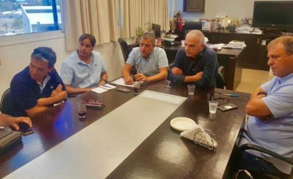 כחלון מתחייב: "המדינה תעזור לנפגעי השריפות"