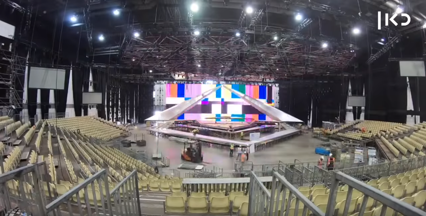 צפו: 21 ימים של הקמת בימת האירוויזיון בדקה