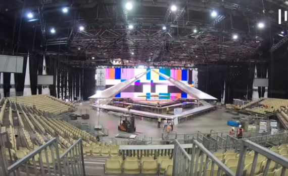 צפו: 21 ימים של הקמת בימת האירוויזיון בדקה