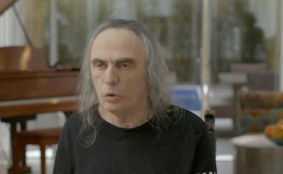 לראשונה מהאירוע המוחי: צביקה פיק נחשף ומדבר.צפו