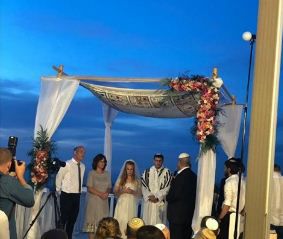 חתונה ראשונה עם החופה של אורי אנסבכר הי"ד