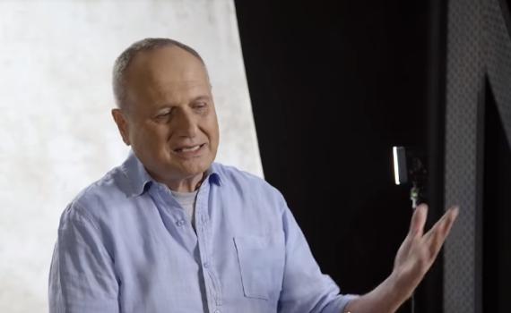 צפו: מה חושבים דור שני לניצולים על בדיחות שואה?