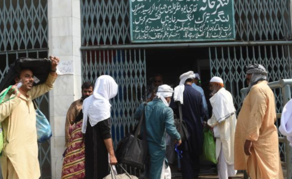 פקיסטן: תשעה הרוגים בפיצוץ ליד מסגד