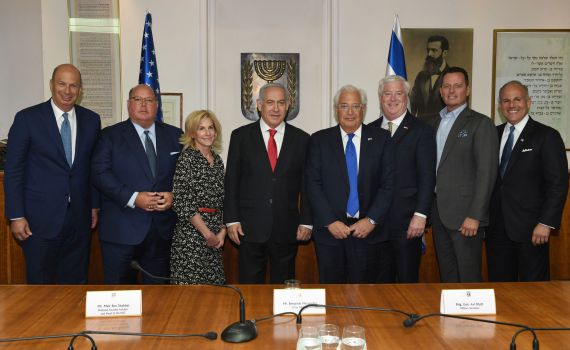 נתניהו לשגרירים: "חמאס מבצע פשע מלחמה"