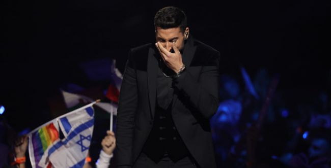 דמעות על הבמה: הביצוע של קובי בגמר האירוויזיון
