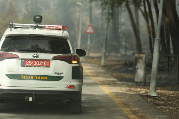 מדינה בלהבות: אלה הכבישים והדרכים שנחסמו
