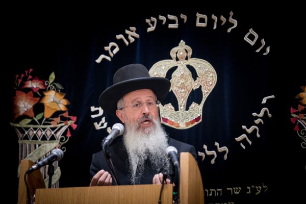 מתקפה קשה על דינה זילבר: "אשה מסכנה וקטנה"