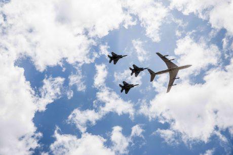 מתי המטס יעבור מעל העיר שלכם?הלו"ז המלא- בפנים