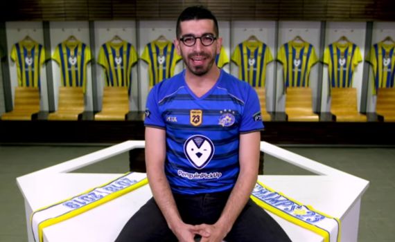 צהוב עולה: חנן בן ארי משיק את שיר האליפות.צפו