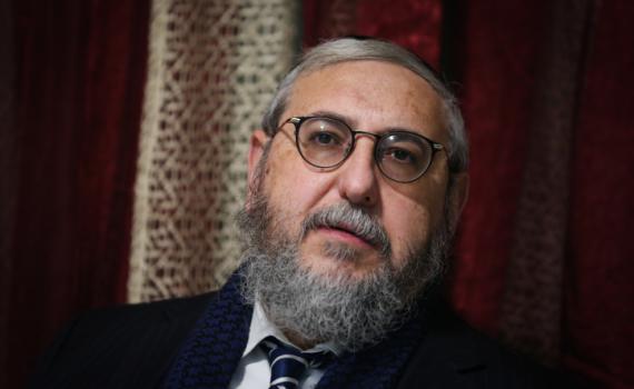 "דברי הרב הראשי – חומר בעירה בידי אויבינו"