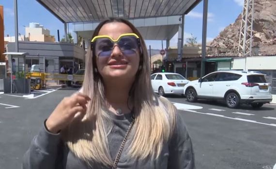 עופר חדד שים לב: הדסה מסיני קוטפת קמפיין ראשון