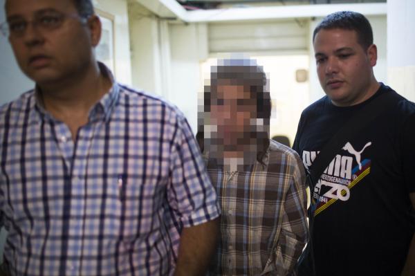 קטין ושני בגירים עצורים בפינוי בכפר תפוח