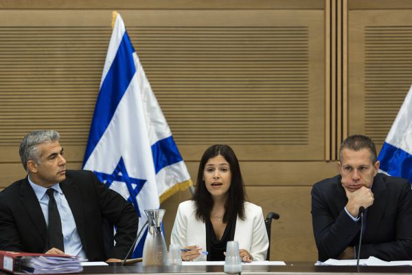 לפיד: "ער זה מחוץ לבית" ארדן:" ער, אבל במירון"