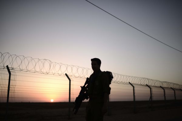 מביך: קרא לסרבנות והגיש בעבר תלונה נגד סרבנות