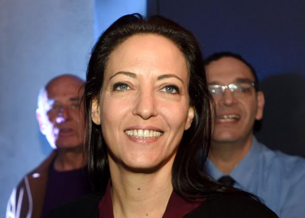 ליהיא לפיד: פיטרו אותי מידיעות בגלל בעלי