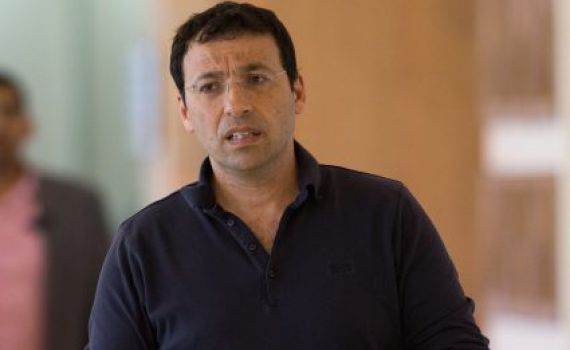 פורסם בשמו: דיל בין לפיד לליברמן • דרוקר: "שקר"