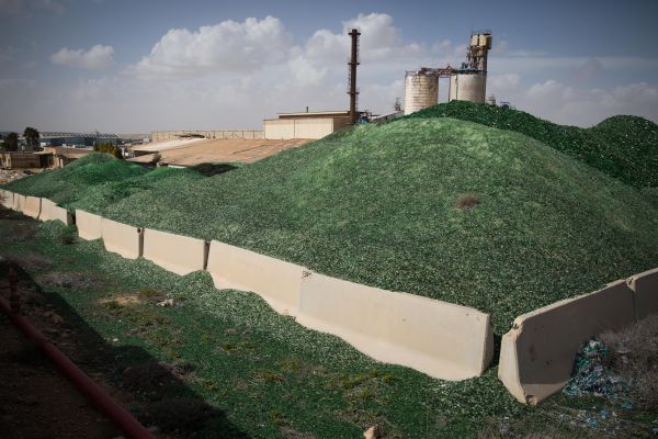 עשו סיבוב על החרדים; נמצא פתרון למשבר פניציה