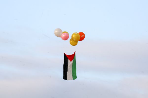 טרור הבלונים: צה"ל הודיע על צמצום מרחב הדיג לעזה